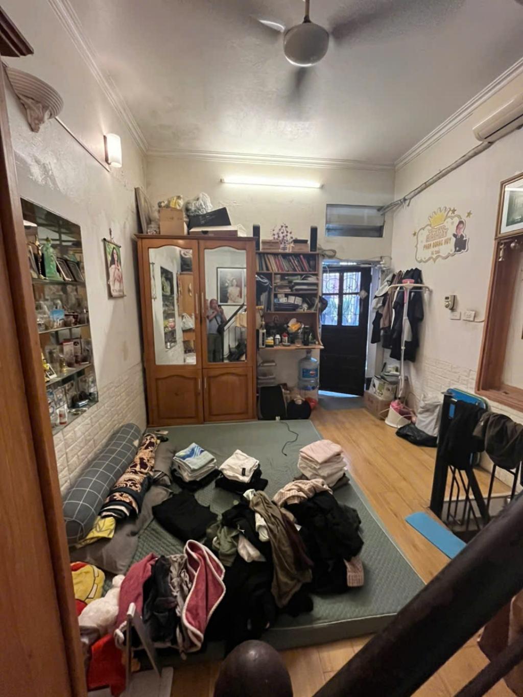 Bán nhà Tân Mai - diện tích 12m2 4 tầng - ô tô tránh - giá 3,8 tỷ