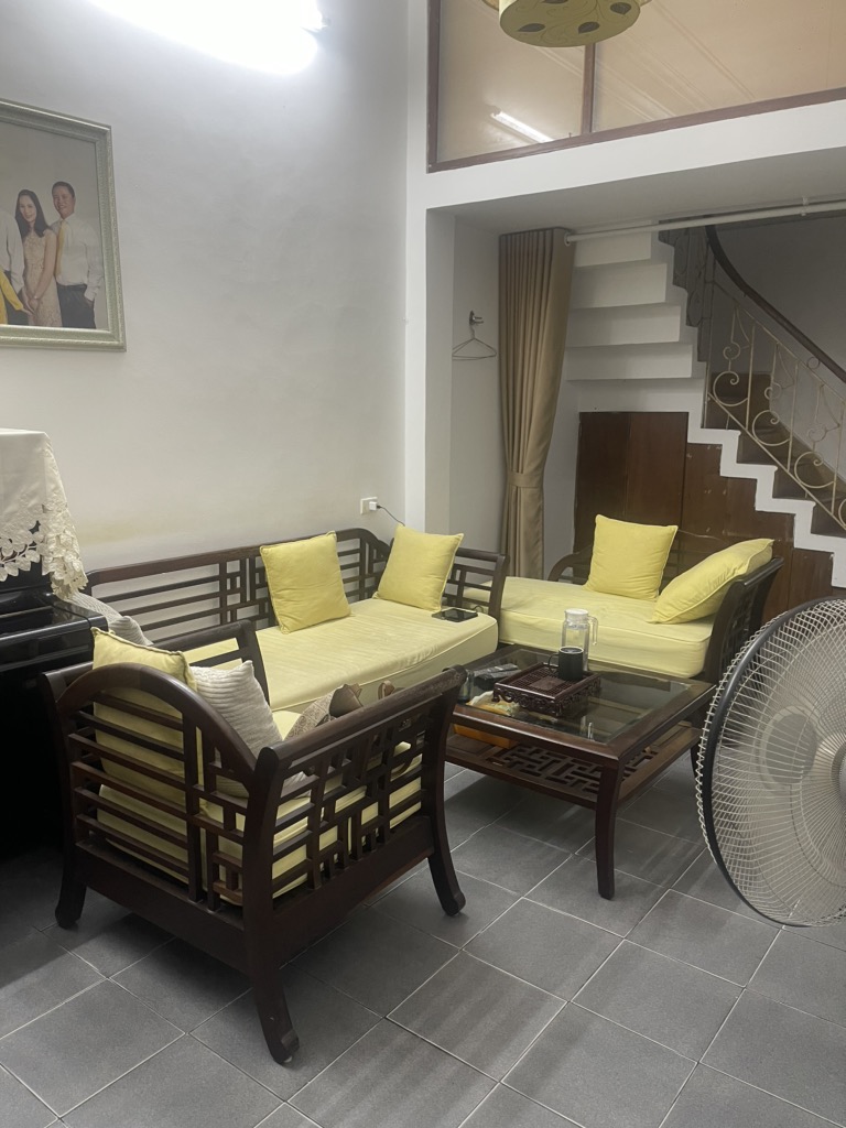 Bán nhà Tây Sơn - diện tích 51.3m2 3 tầng - ô tô đỗ ngày đêm - giá 18,5 tỷ