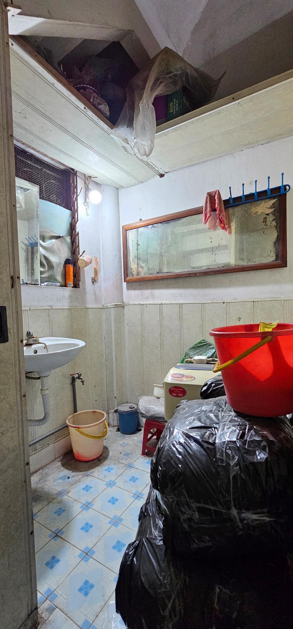 Bán nhà Trần Quý Cáp - 29.3m2 3.5 tầng - ngõ rộng, gần ô tô - giá 6,1 tỷ