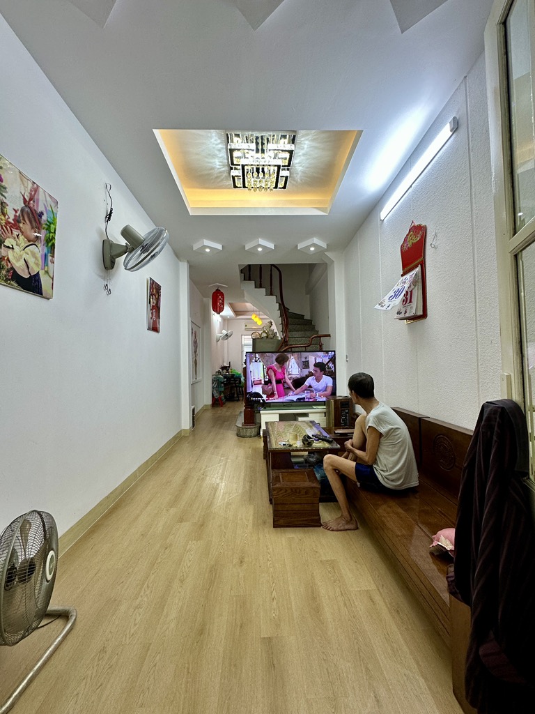 Bán nhà Ngõ Quỳnh - diện tích 35m2 4 tầng - vị trí trung tâm - giá 8,35 tỷ