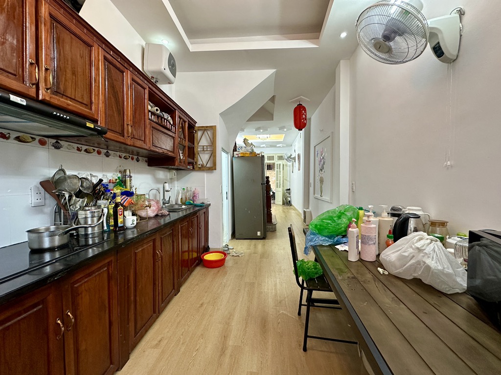 Bán nhà Ngõ Quỳnh - diện tích 35m2 4 tầng - vị trí trung tâm - giá 8,35 tỷ