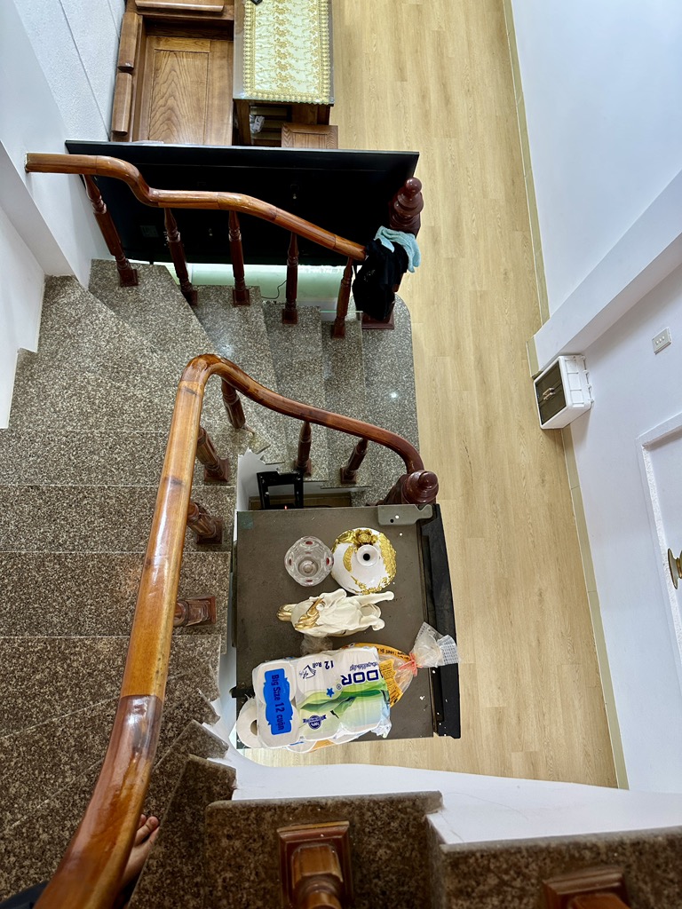 Bán nhà Ngõ Quỳnh - diện tích 35m2 4 tầng - vị trí trung tâm - giá 8,35 tỷ