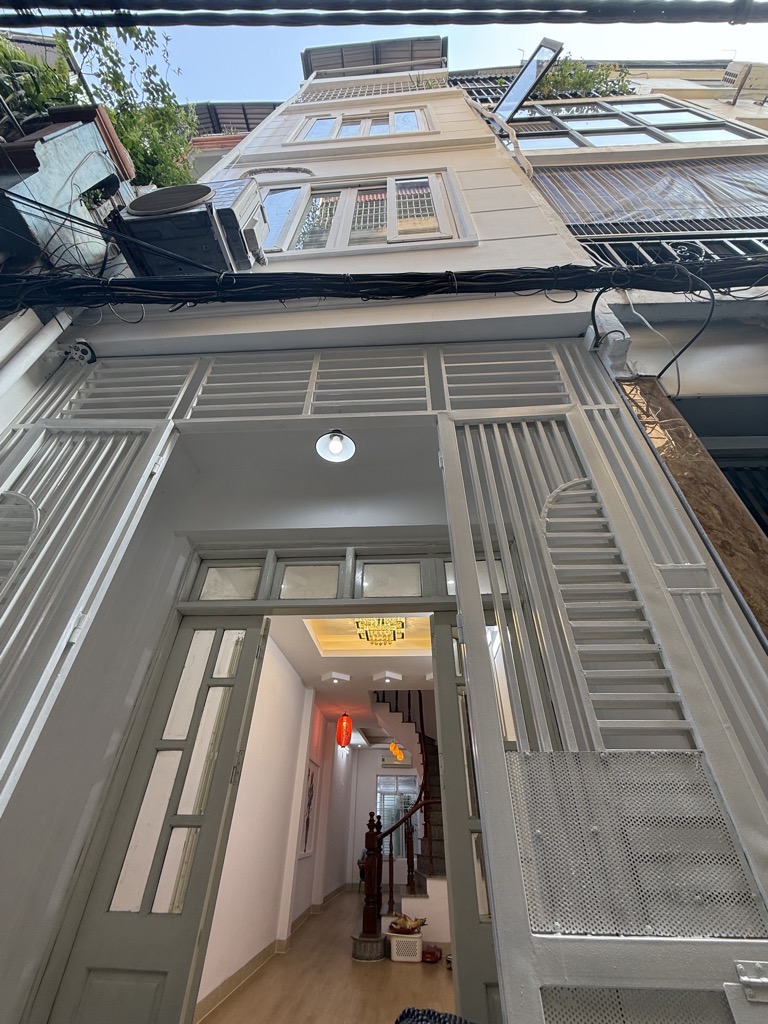 Bán nhà Ngõ Quỳnh - diện tích 35m2 4 tầng - vị trí trung tâm - giá 8,35 tỷ