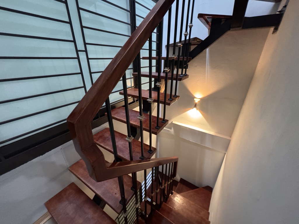 Bán nhà Minh Khai giá 2,7 tỷ - 15,5m2 x4 tầng full nội thất - gần Times City