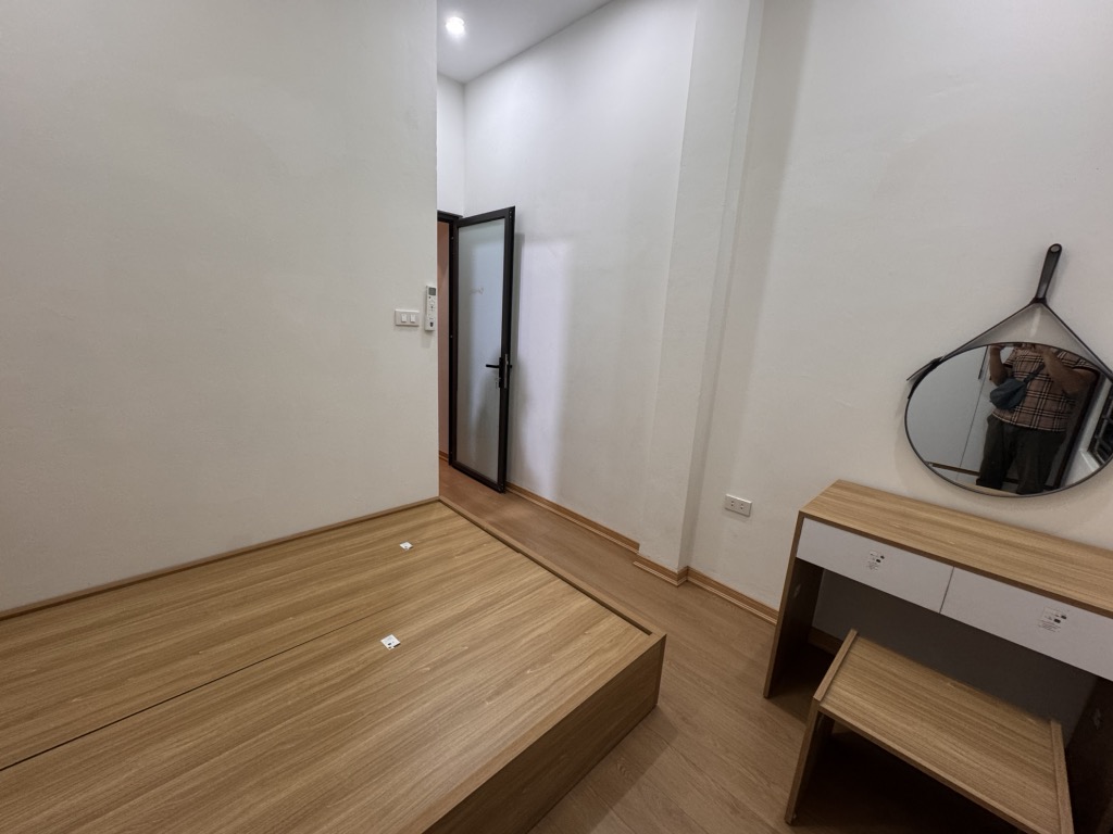 Bán nhà Minh Khai 4,4 tỷ - 23m2 x 5 tầng full nội thất - gần Times City