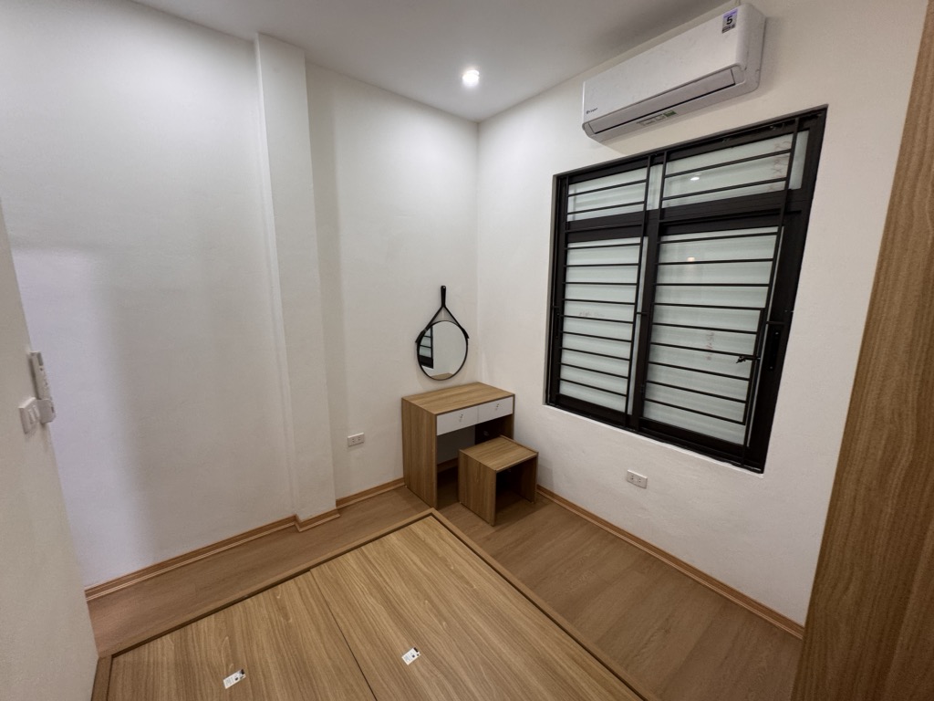 Bán nhà Minh Khai 4,4 tỷ - 23m2 x 5 tầng full nội thất - gần Times City