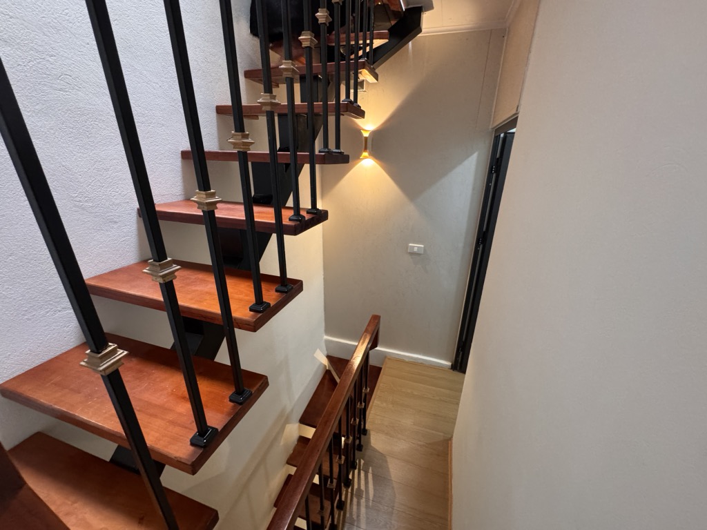 Bán nhà Minh Khai 4,4 tỷ - 23m2 x 5 tầng full nội thất - gần Times City