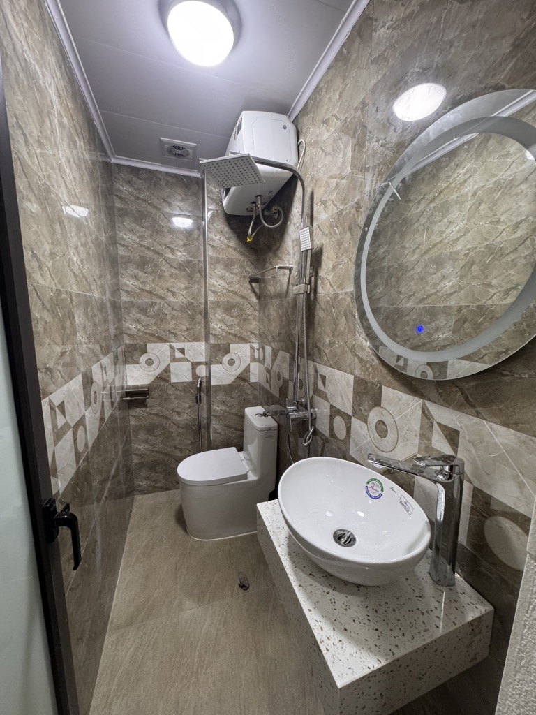 Bán nhà Minh Khai 4,4 tỷ - 23m2 x 5 tầng full nội thất - gần Times City