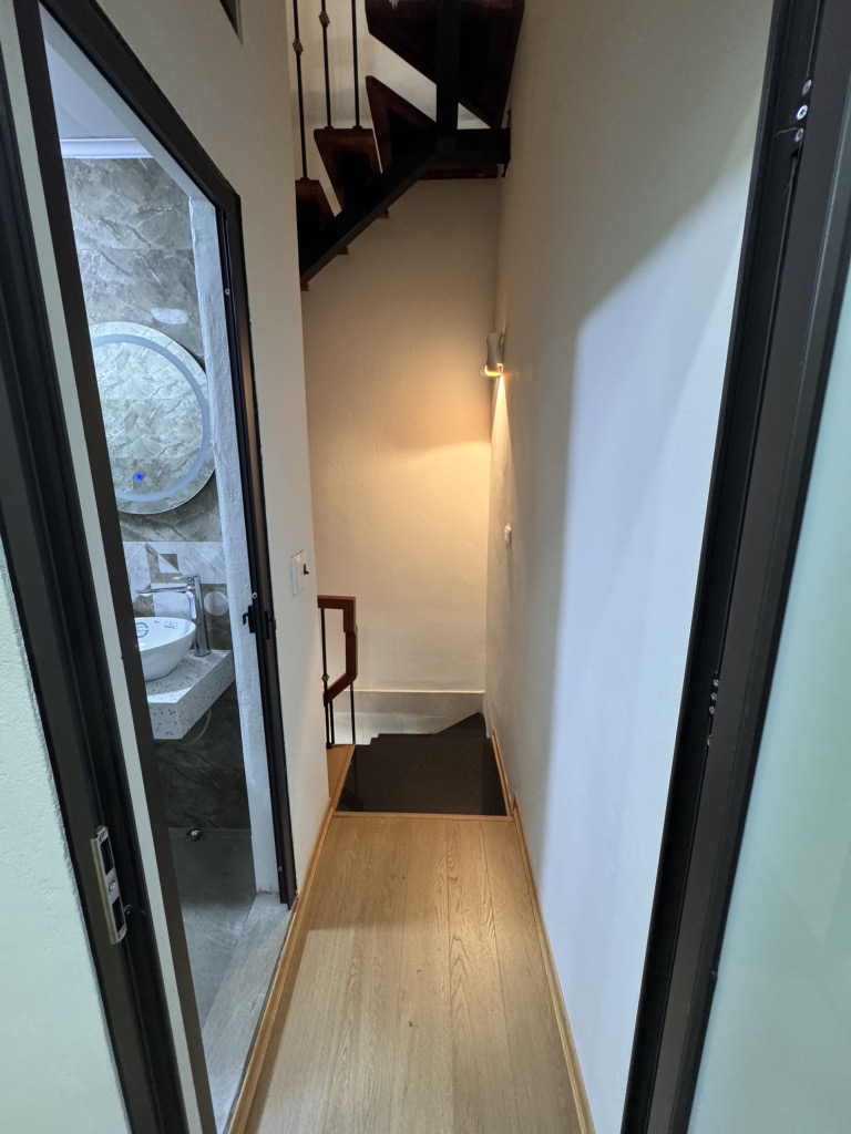 Bán nhà Minh Khai 4,4 tỷ - 23m2 x 5 tầng full nội thất - gần Times City