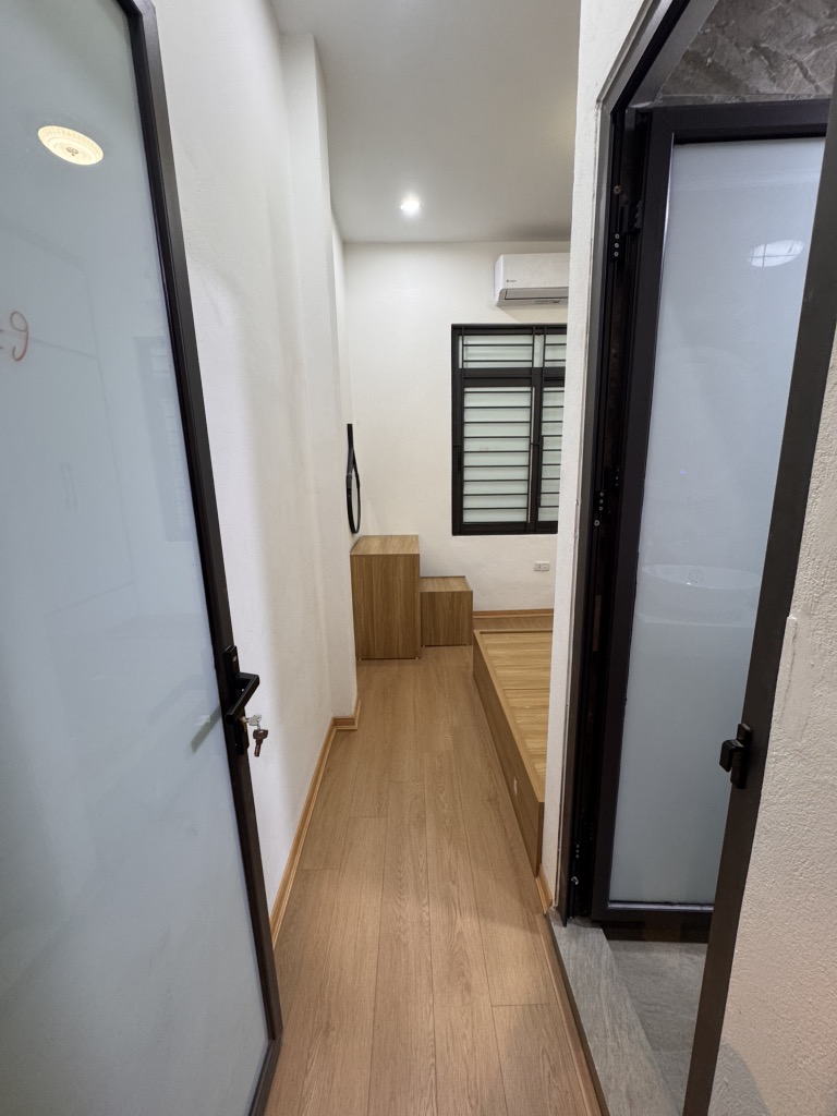 Bán nhà Minh Khai 4,4 tỷ - 23m2 x 5 tầng full nội thất - gần Times City