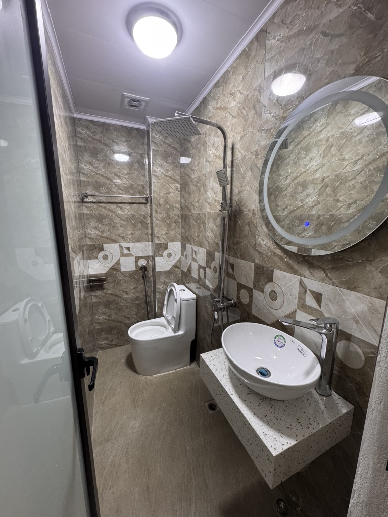Bán nhà Minh Khai 4,4 tỷ - 23m2 x 5 tầng full nội thất - gần Times City