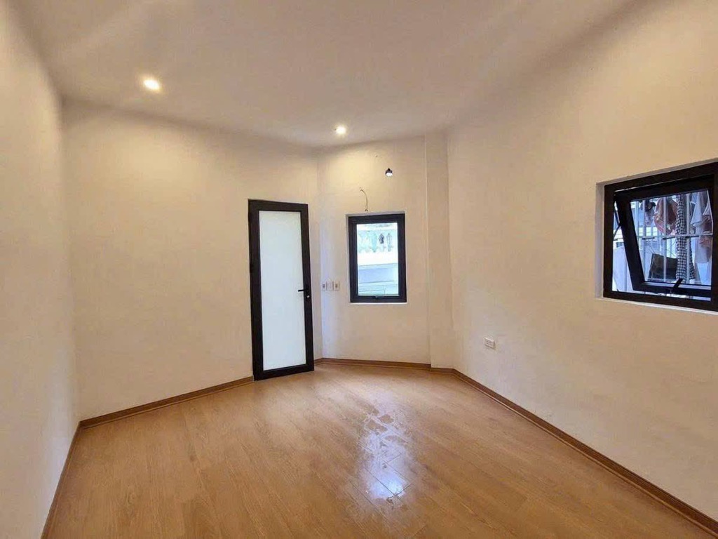 Bán nhà  Văn Hương giá nhỉnh 4 tỷ -  4 tầng - lô góc thoáng sáng