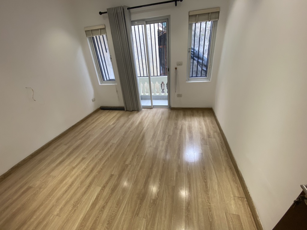 Bán nhà Ngõ Quỳnh - 32m2 4 tầng - ngõ thông - nở hậu - giá 7,55 tỷ