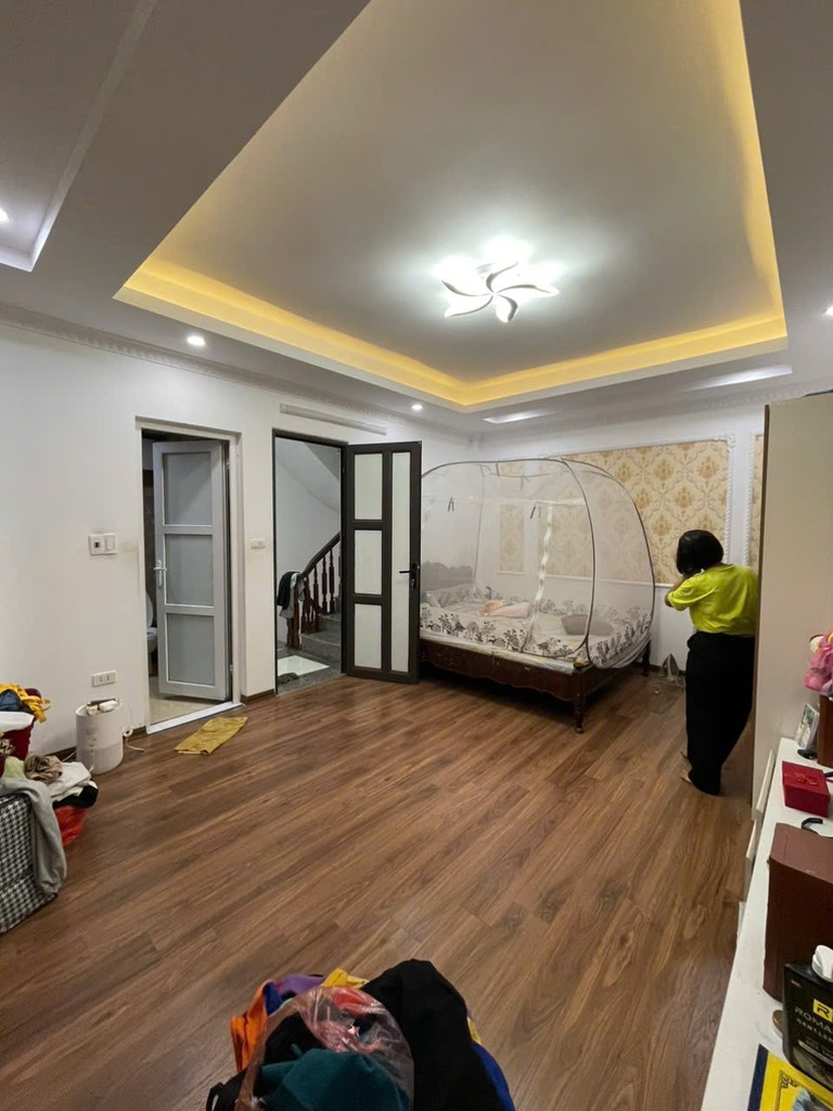 Bán nhà Hoàng Mai - 33m2 5 tầng - ô tô qua cửa - nhà đẹp ở sướng - giá 6,7 tỷ