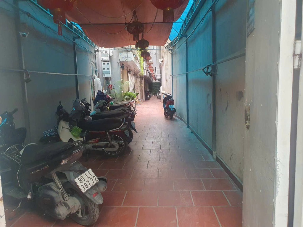 Bán nhà Hoàng Mai - 33m2 5 tầng - ô tô qua cửa - nhà đẹp ở sướng - giá 6,7 tỷ