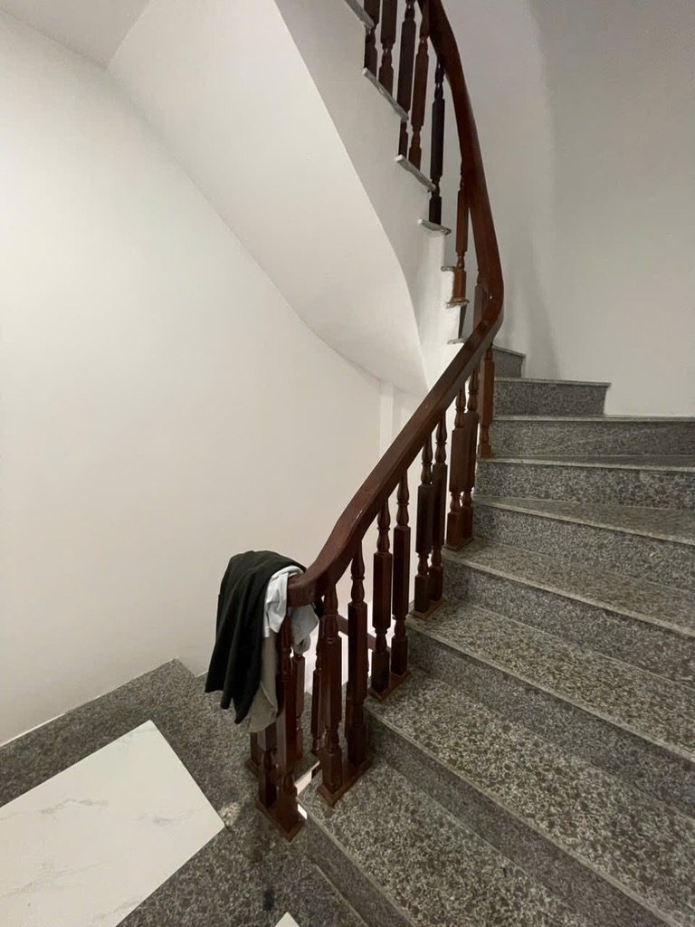 Bán nhà Hoàng Mai - 33m2 5 tầng - ô tô qua cửa - nhà đẹp ở sướng - giá 6,7 tỷ