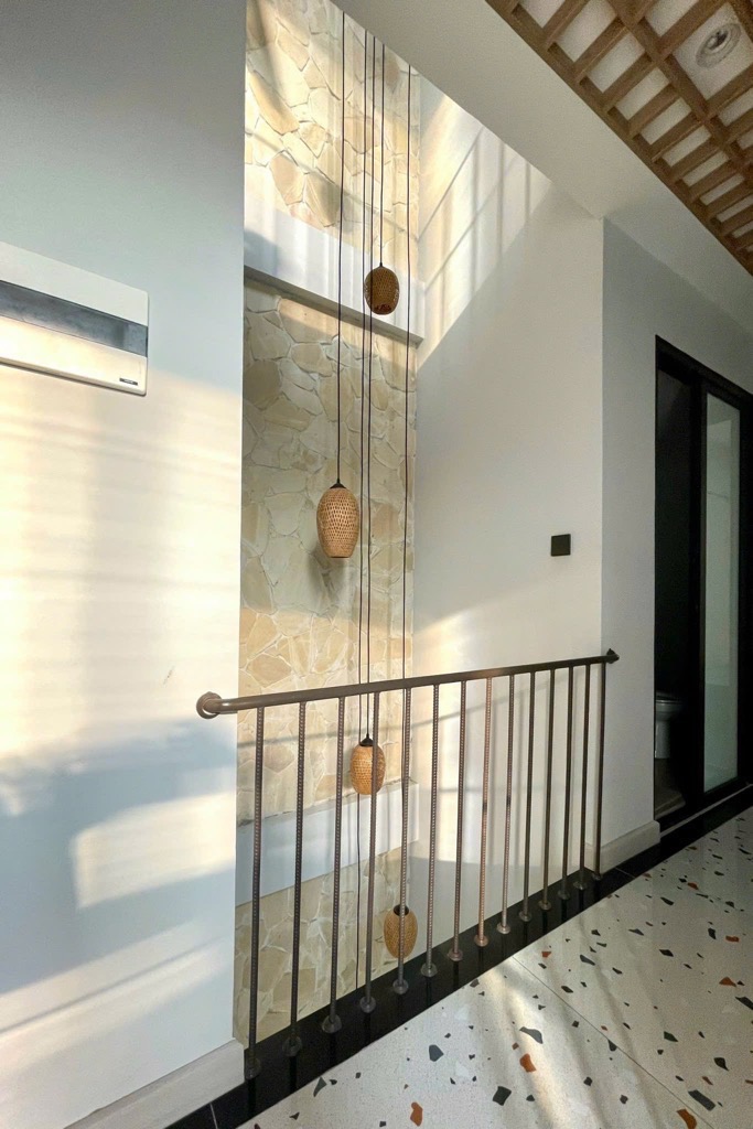 Bán nhà Hưng Phúc - diện tích 54,8m2 5 tầng - ô tô đỗ cửa - giá 11,8 tỷ