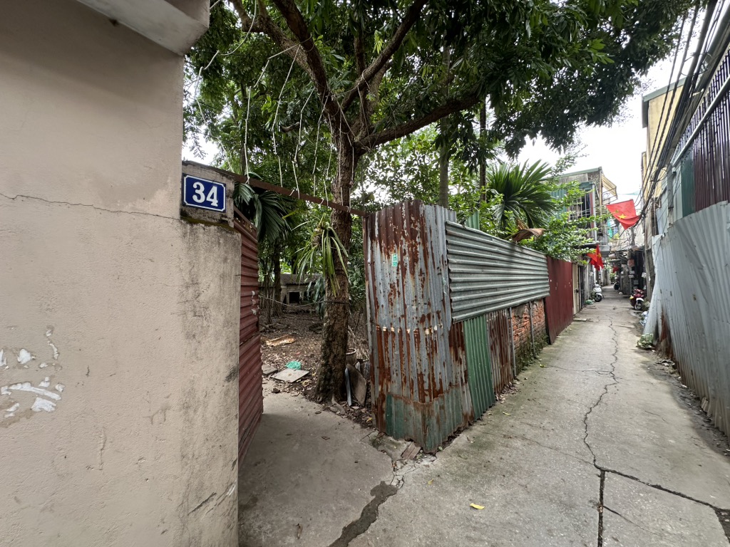 Bán nhà Đại Từ - diện tích 200m2 1 tầng - Mặt tiền rộng 8m, ngõ thông - giá 3,75 tỷ