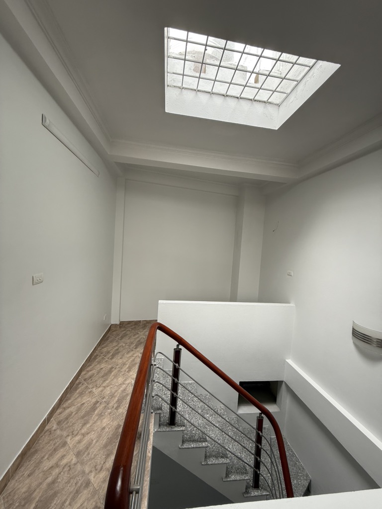 Bán nhà Kim Ngưu - 29m2 x4 tầng lô góc 2 thoáng - cách mặt phố 20m - giá 6,9 tỷ