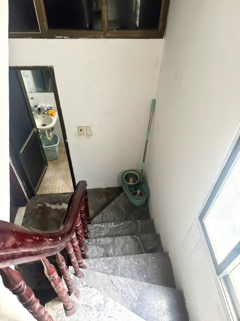 Bán nhà Giáp Bát đúng 4,7 tỷ - 21.8m25 tầng - cách ô tô chỉ 10m