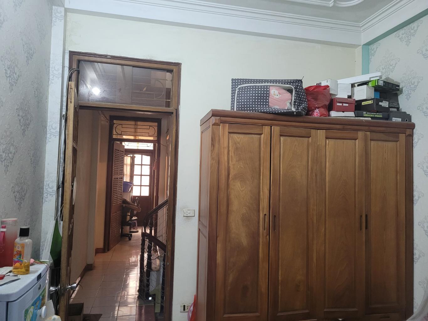 Bán nhà Lê Trọng Tấn - diện tích 53.2m2 5 tầng - 1 mặt hồ đầm sồi + 1 mặt ngõ - giá 19,5 tỷ