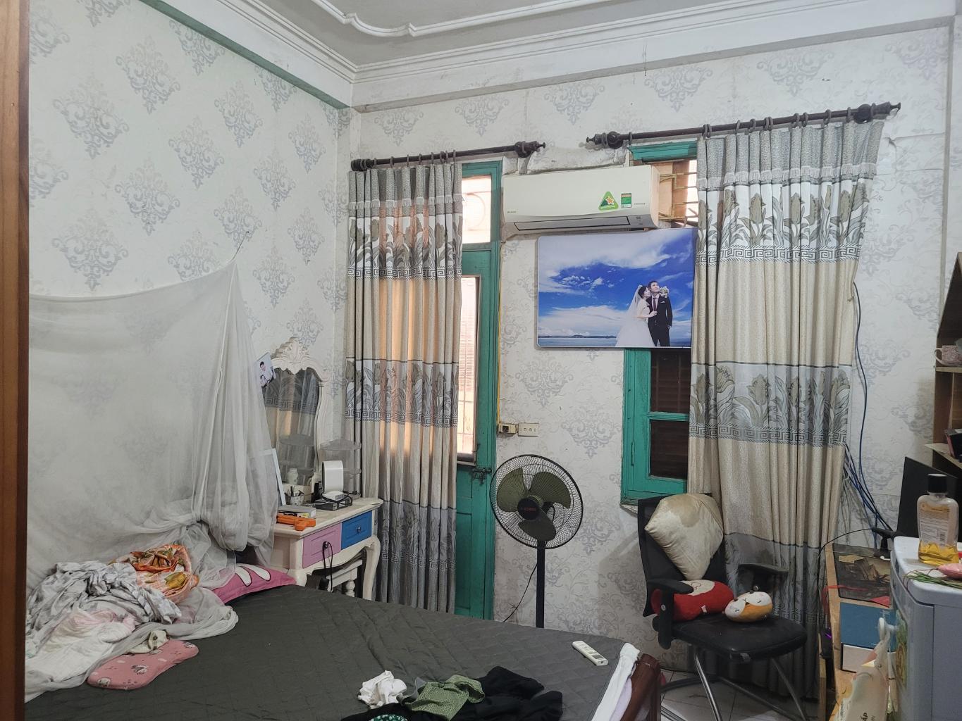 Bán nhà Lê Trọng Tấn - diện tích 53.2m2 5 tầng - 1 mặt hồ đầm sồi + 1 mặt ngõ - giá 19,5 tỷ