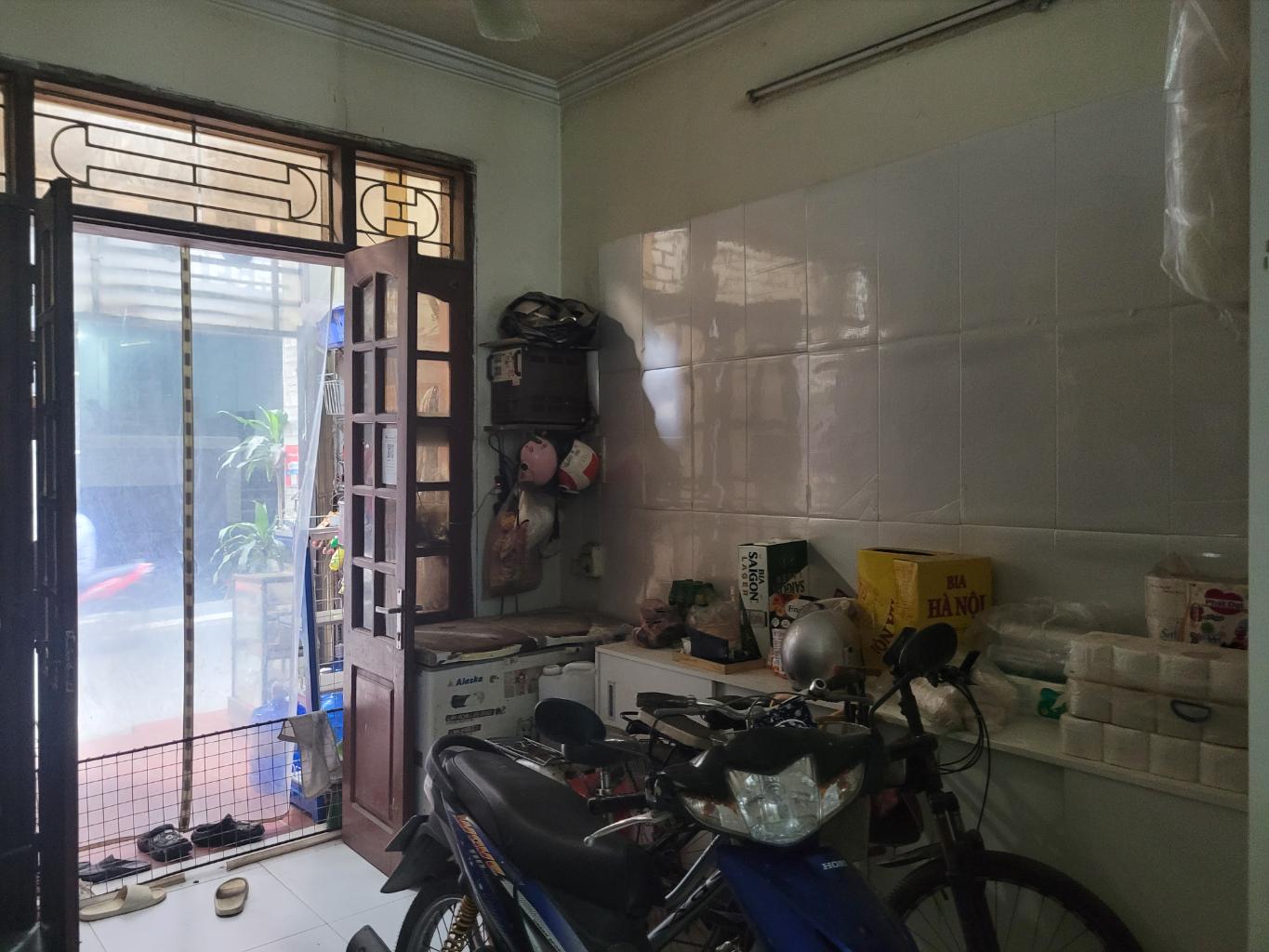 Bán nhà Lê Trọng Tấn - diện tích 53.2m2 5 tầng - 1 mặt hồ đầm sồi + 1 mặt ngõ - giá 19,5 tỷ