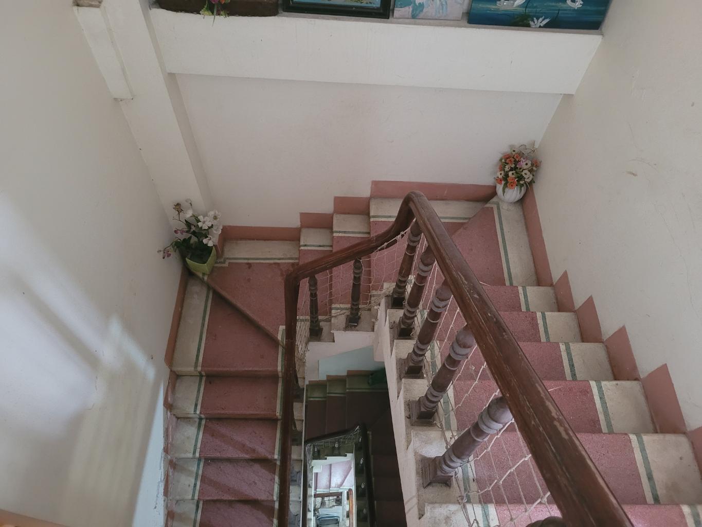 Bán nhà Lê Trọng Tấn - diện tích 53.2m2 5 tầng - 1 mặt hồ đầm sồi + 1 mặt ngõ - giá 19,5 tỷ