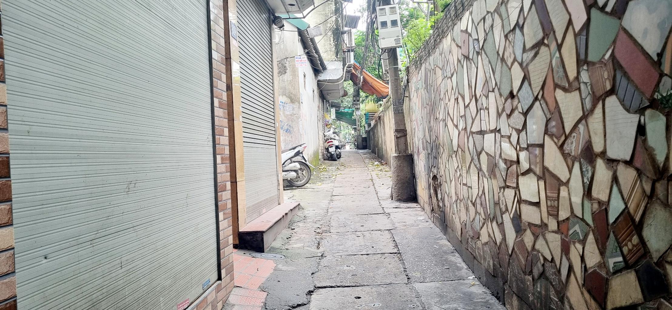 Bán nhà Nguyễn Khoái - diện tích 62.2m2 1 tầng - Nhà cũ coi như bán đất - giá 7 tỷ