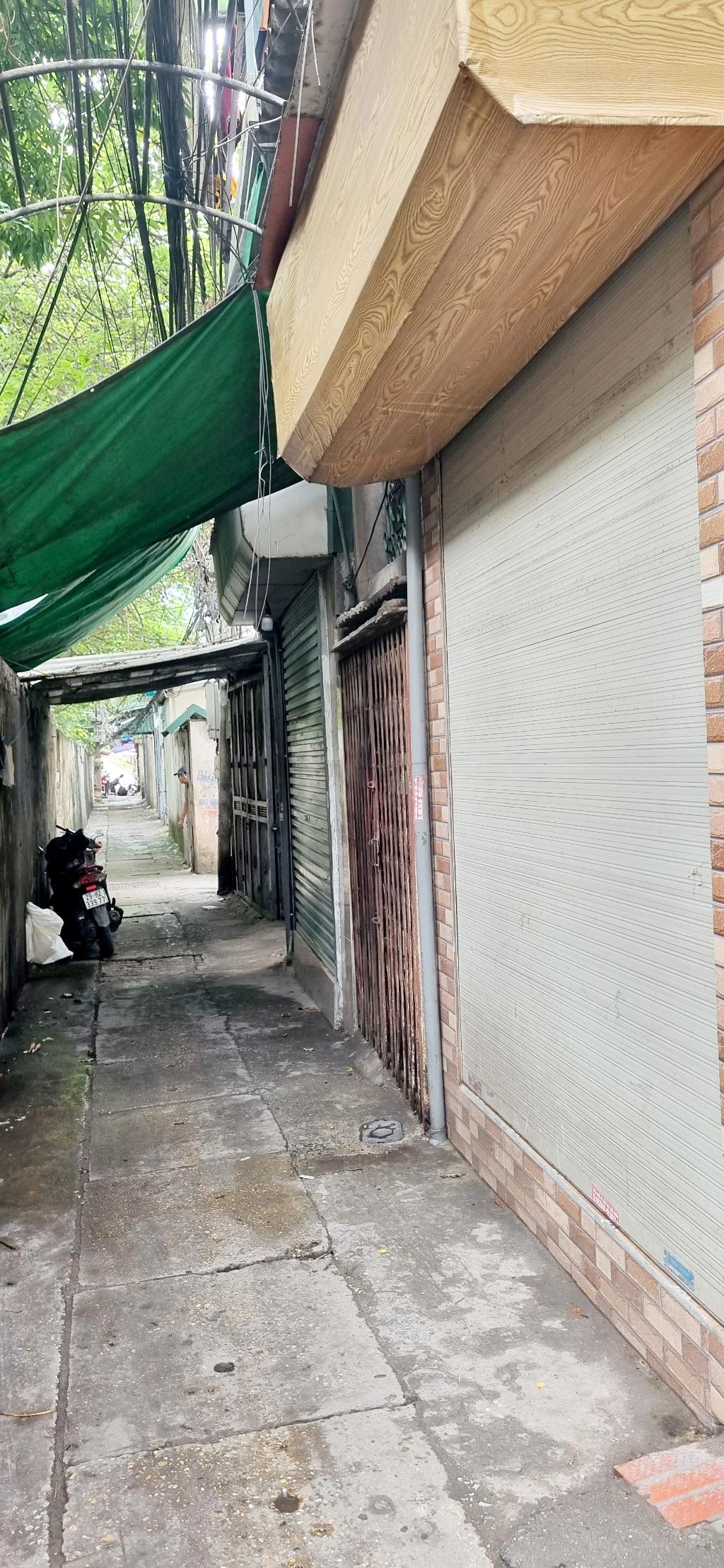 Bán nhà Nguyễn Khoái - diện tích 62.2m2 1 tầng - Nhà cũ coi như bán đất - giá 7 tỷ