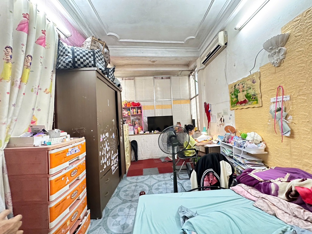 Bán nhà Chính Kinh - diện tích 34m2 5 tầng - Nhà lô góc 3 mặt thoáng - giá 10 tỷ