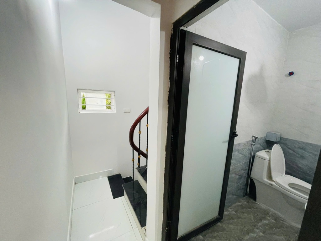 Bán nhà Hoàng Mai - 23m2 x 5 tầng đẹp - gần phố Trương Định - giá gần 6 tỷ