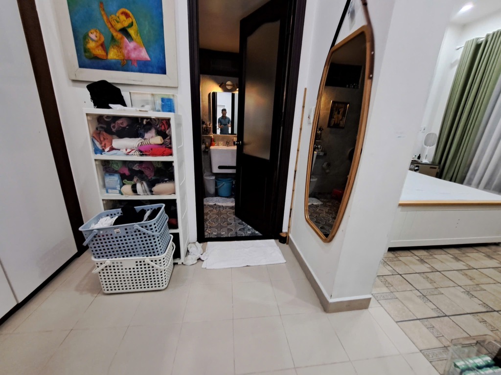 Bán nhà Tạ Quang Bửu - diện tích 30,7m2 2 tầng - Ô lùi tận cửa - giá 13,5 tỷ