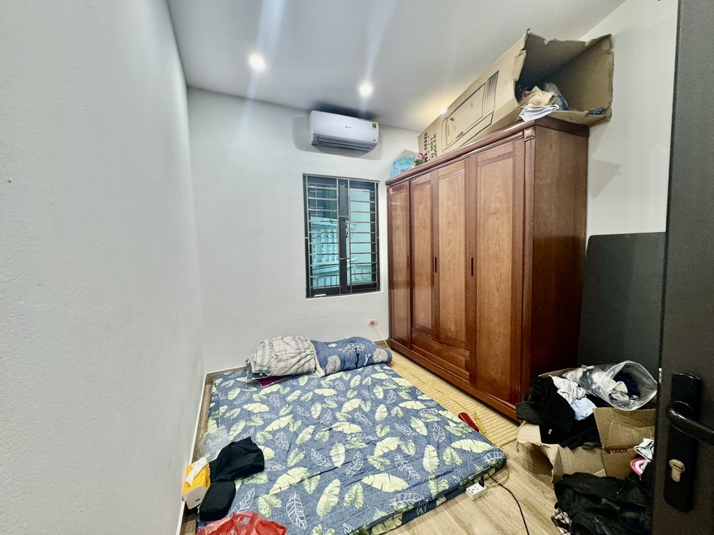 Bán nhà Trần Khát Chân - 26m2  5 tầng - mặt tiền 4.5m - kinh doanh tốt - giá 6,3x tỷ
