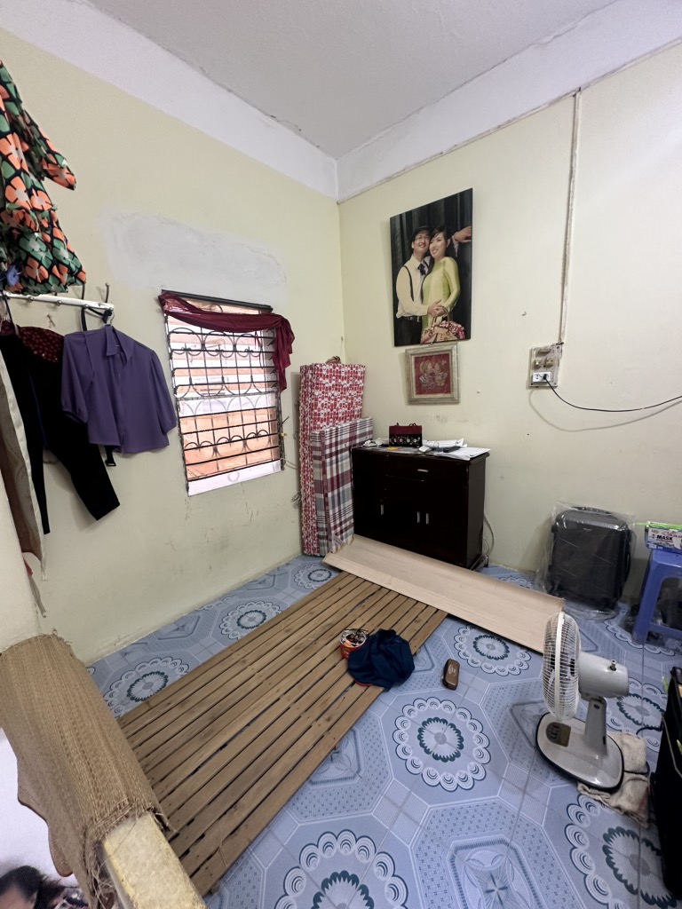 Bán nhà Nguyễn Cao - 47m2 x 2 tầng - mặt tiền 3.7m - cách ô tô 10m - giá 7,5 tỷ