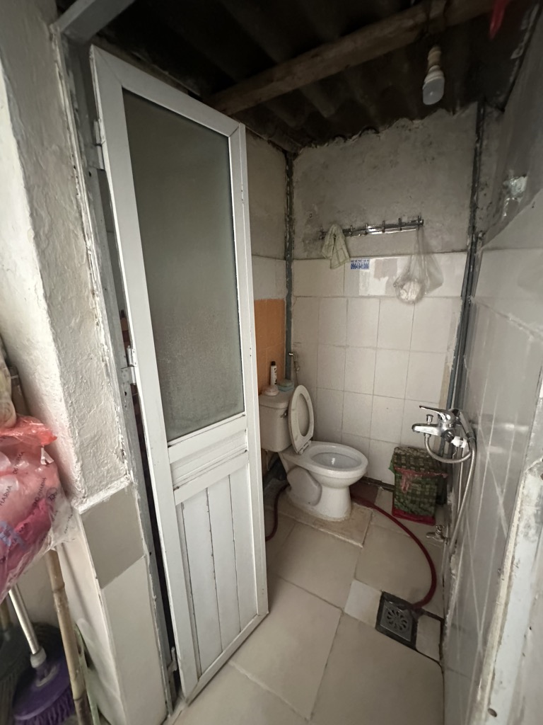 Bán nhà Nguyễn Cao - 47m2 x 2 tầng - mặt tiền 3.7m - cách ô tô 10m - giá 7,5 tỷ