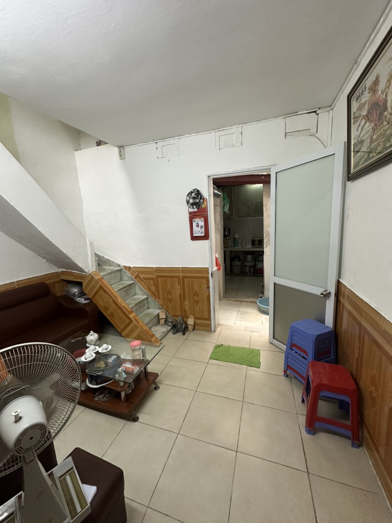 Bán nhà Nguyễn Cao - 47m2 x 2 tầng - mặt tiền 3.7m - cách ô tô 10m - giá 7,5 tỷ