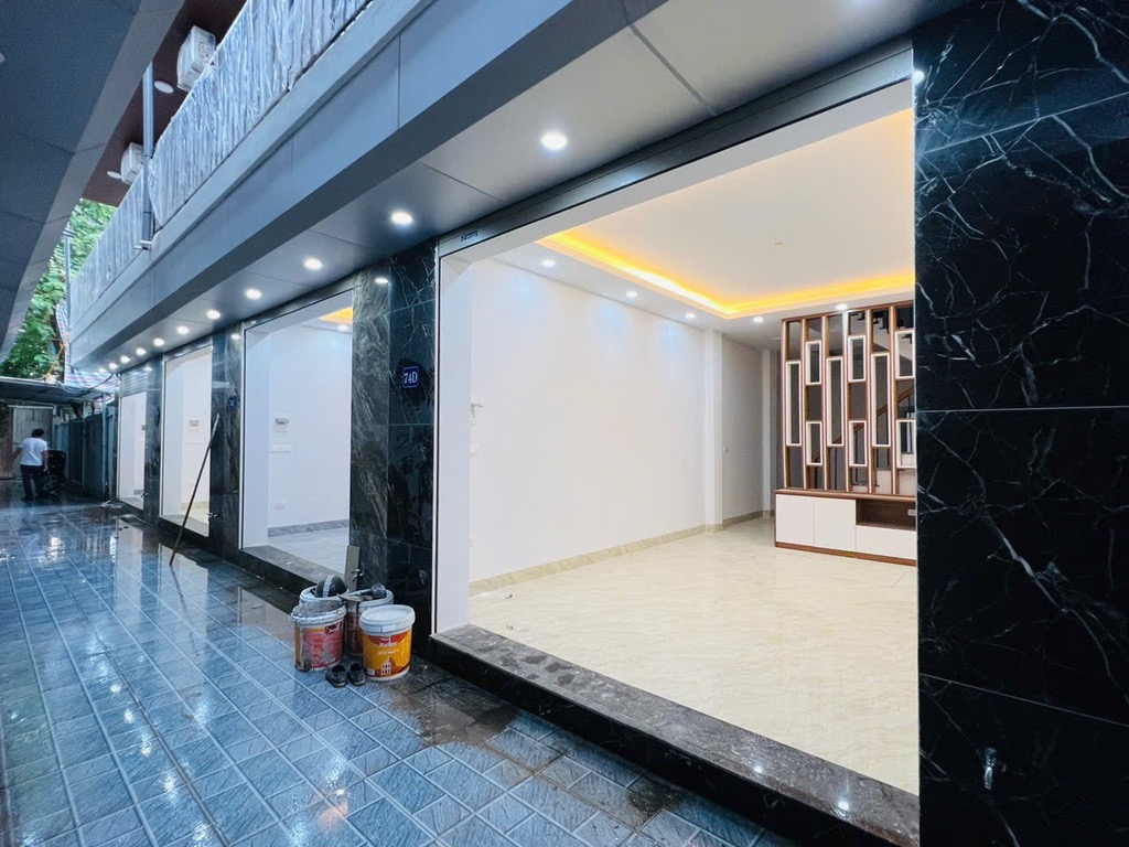 Bán nhà Định Công Hạ - diện tích 38m2 2 tầng - Ô TÔ TRÁNH - giá 3,2 tỷ