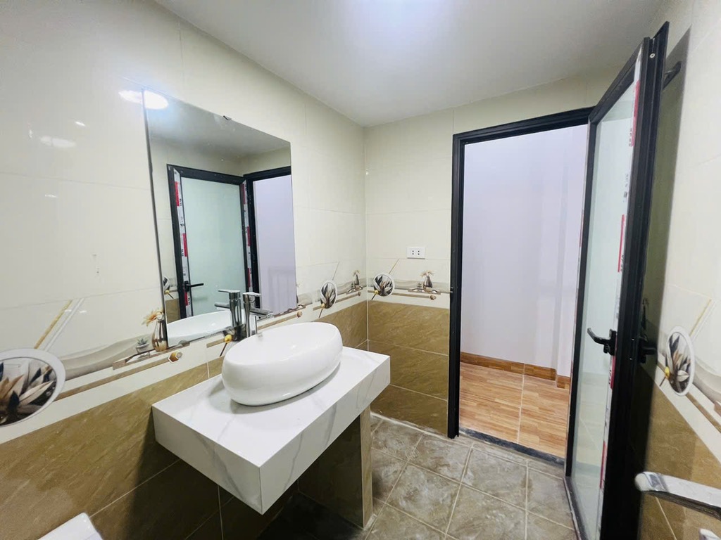 Bán nhà Định Công Hạ - diện tích 38m2 2 tầng - Ô TÔ TRÁNH - giá 3,2 tỷ