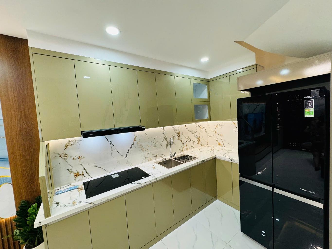 Bán nhà Tam Trinh nhỉnh 6 tỷ - 5 tầng - full nội thất - 20m ra ô tô