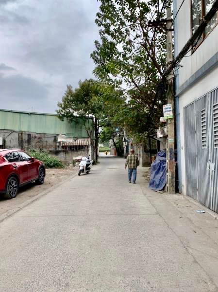 Bán nhà Nguyễn Khoái - diện tích 159m2 1 tầng - Ngõ xe ô tô tránh - giá 18,3 tỷ