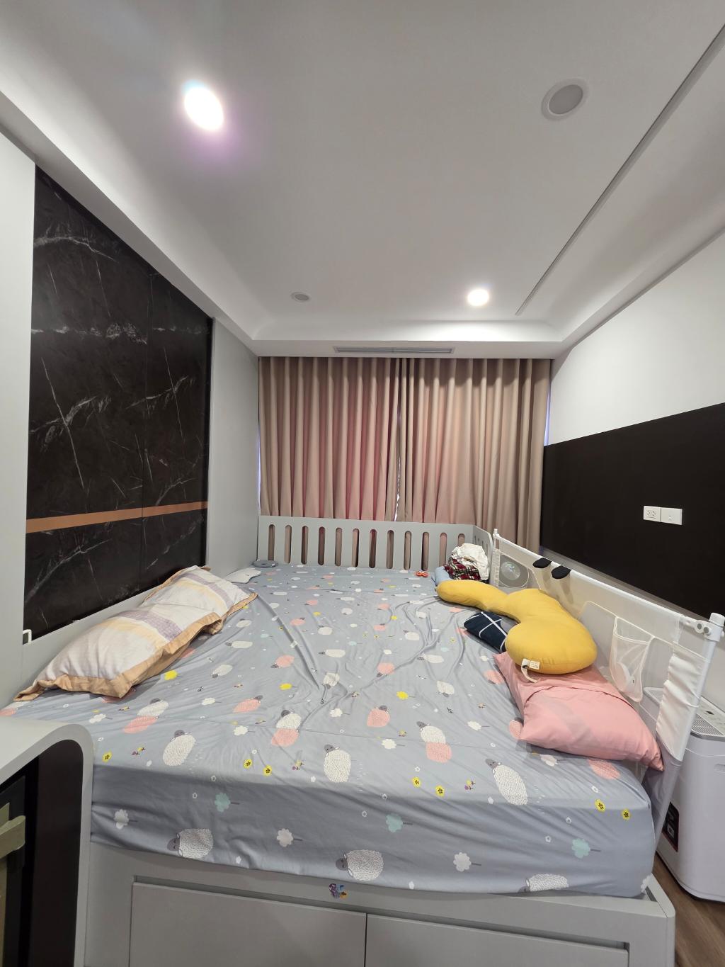 Bán nhà Nguyễn Xiển - diện tích 164m2 1 tầng - Lô góc - giá 12,3 tỷ