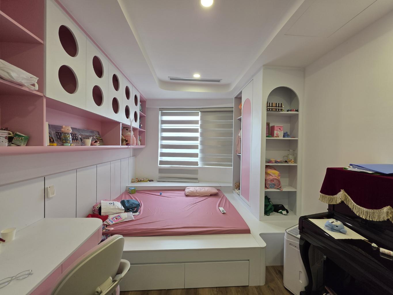 Bán nhà Nguyễn Xiển - diện tích 164m2 1 tầng - Lô góc - giá 12,3 tỷ