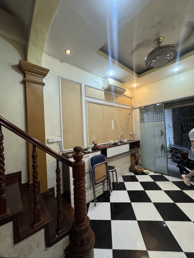 Bán nhà Nguyễn Cao - 5 tầng - mặt tiền 3.1m - kinh doanh nhỏ - giá 5,5 tỷ