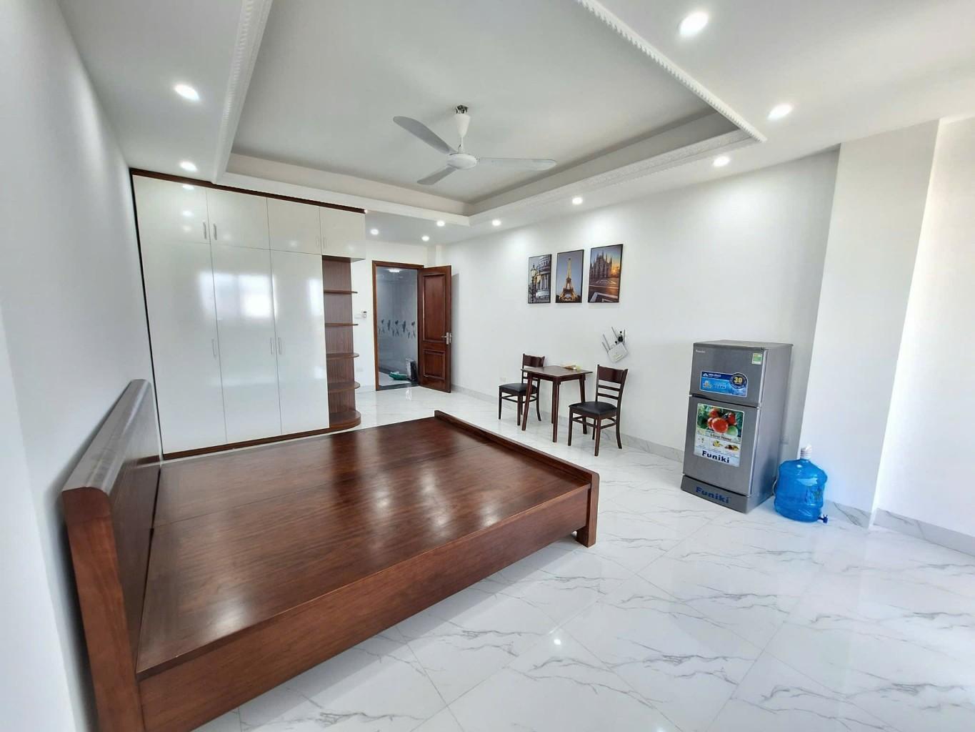 Bán nhà Nguyễn Chính - diện tích 84m2 8 tầng - Ô TÔ - giá 22 tỷ