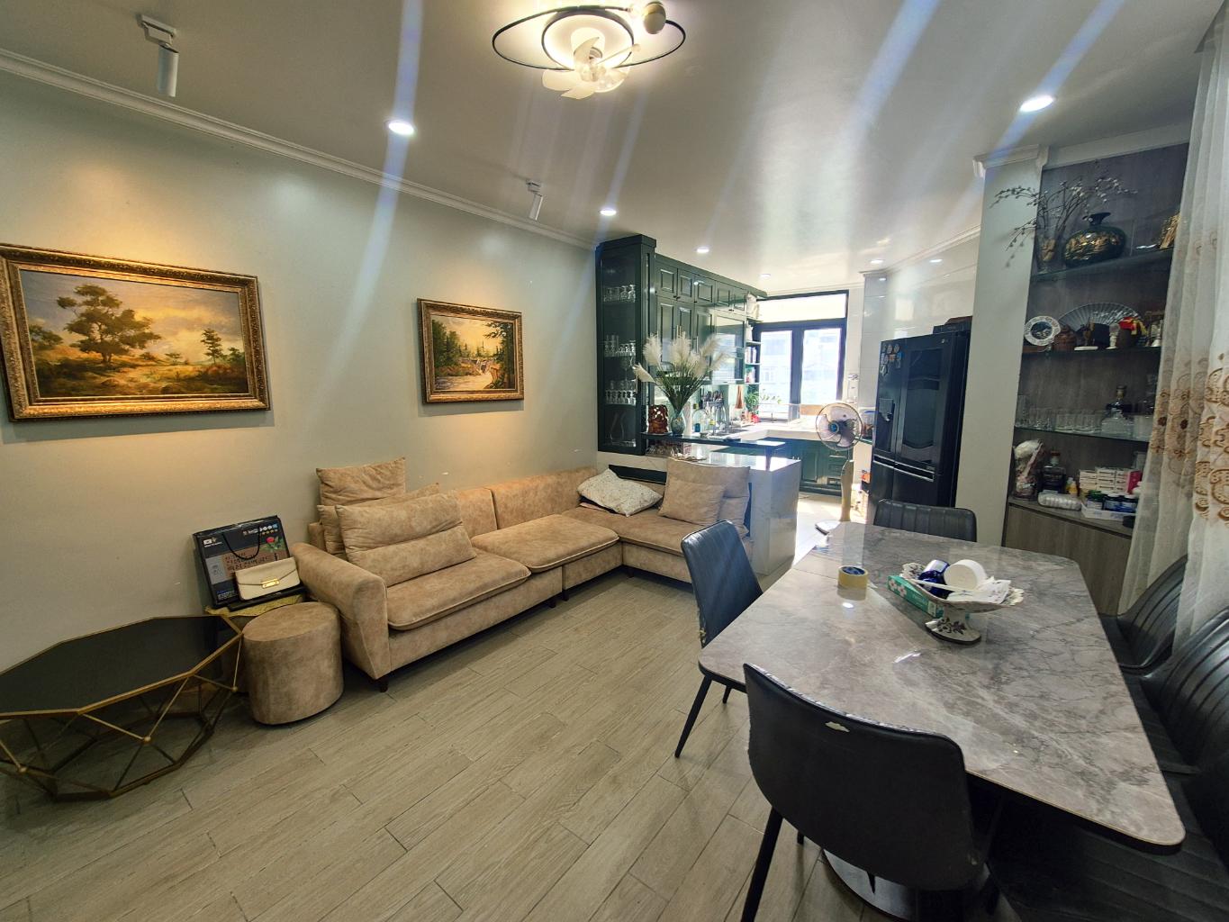 Bán nhà Tây Sơn - diện tích 30m2 7 tầng - LÔ GÓC THANG MÁY - giá 16,5 tỷ