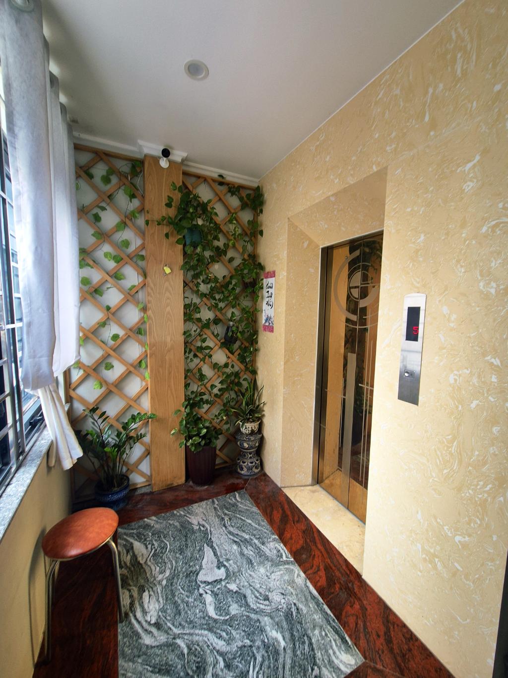 Bán nhà Tây Sơn - diện tích 30m2 7 tầng - LÔ GÓC THANG MÁY - giá 16,5 tỷ