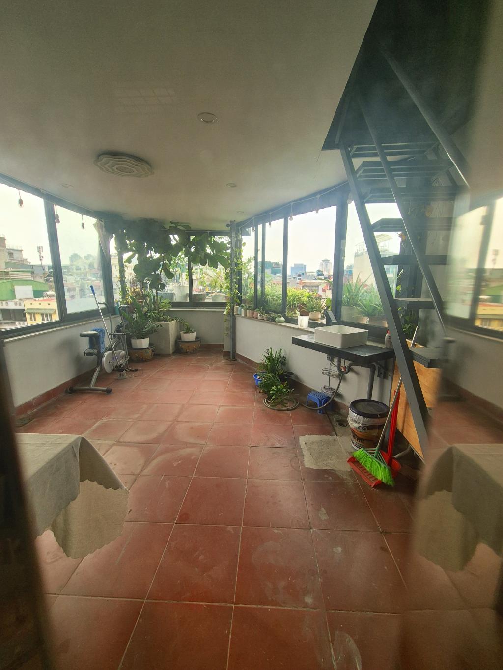 Bán nhà Tây Sơn - diện tích 30m2 7 tầng - LÔ GÓC THANG MÁY - giá 16,5 tỷ