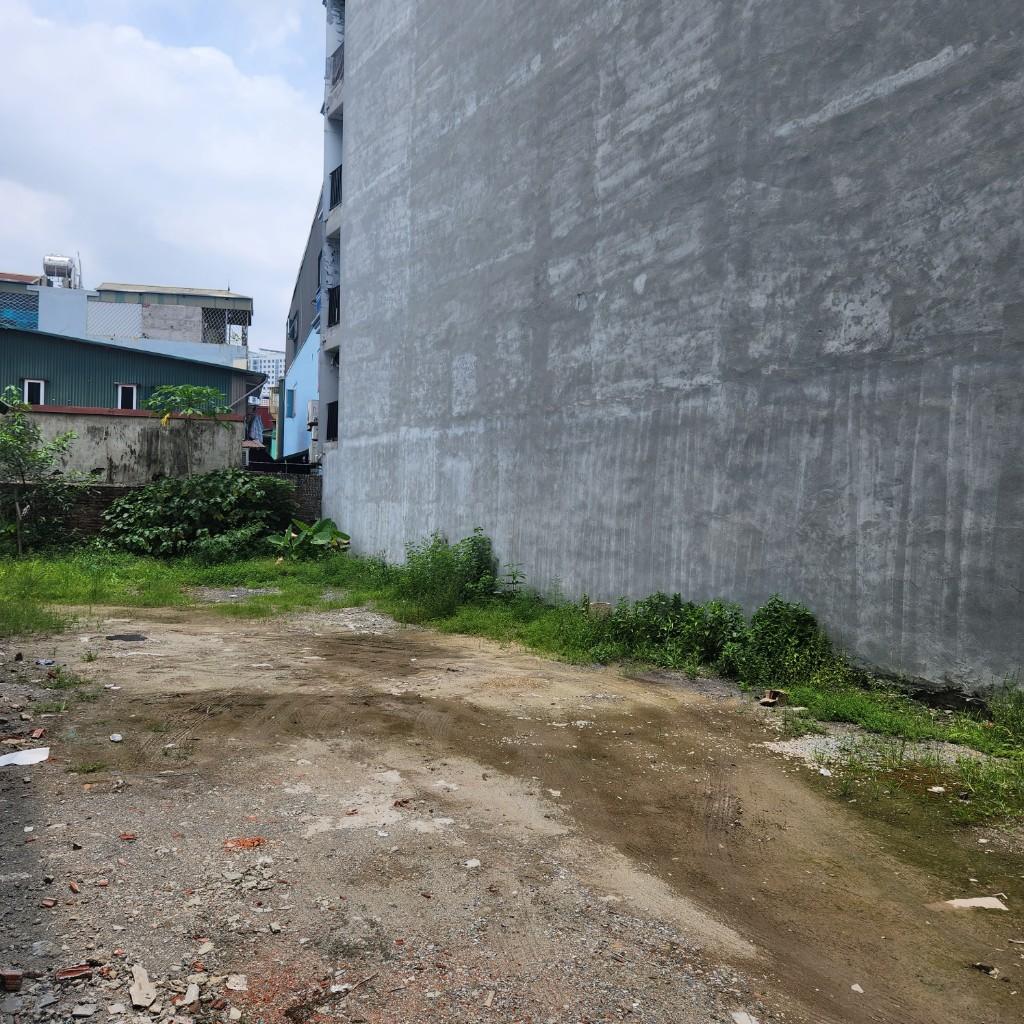 Bán nhà Nguyễn Đức Cảnh - diện tích 80.2m2 1 tầng - mặt ngõ ô tô vào nhà - giá 23 tỷ