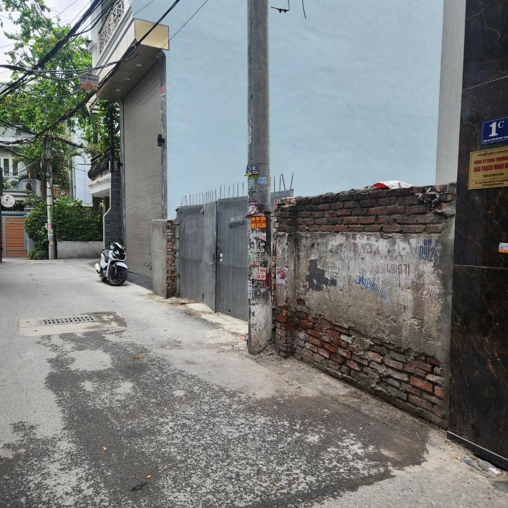 Bán nhà Nguyễn Đức Cảnh - diện tích 80.2m2 1 tầng - mặt ngõ ô tô vào nhà - giá 23 tỷ